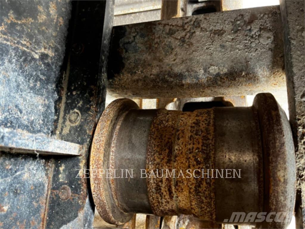CAT 326FLN Crawler excavators
