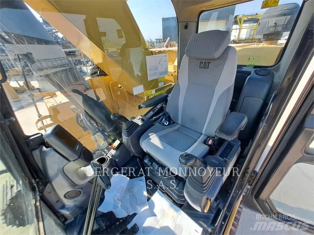CAT 328D Crawler excavators