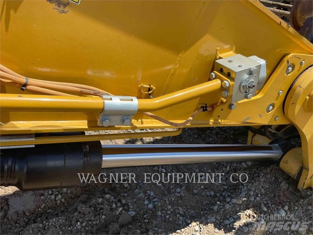 CAT 330 Crawler excavators