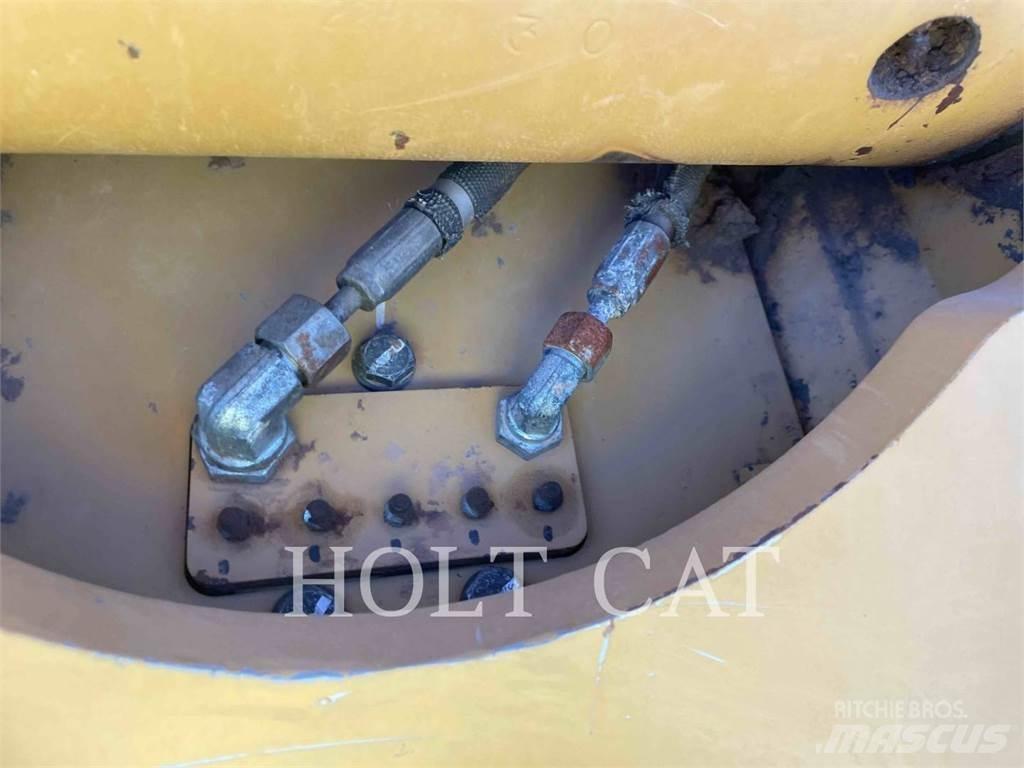 CAT 33007 Crawler excavators