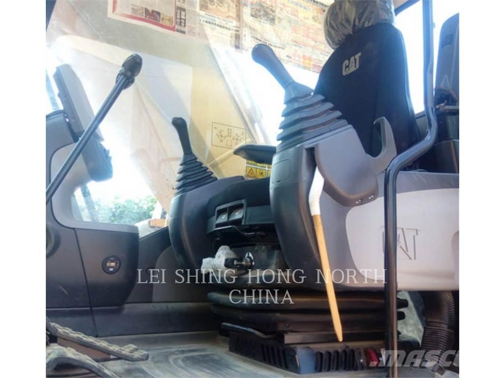 CAT 330D2L Crawler excavators