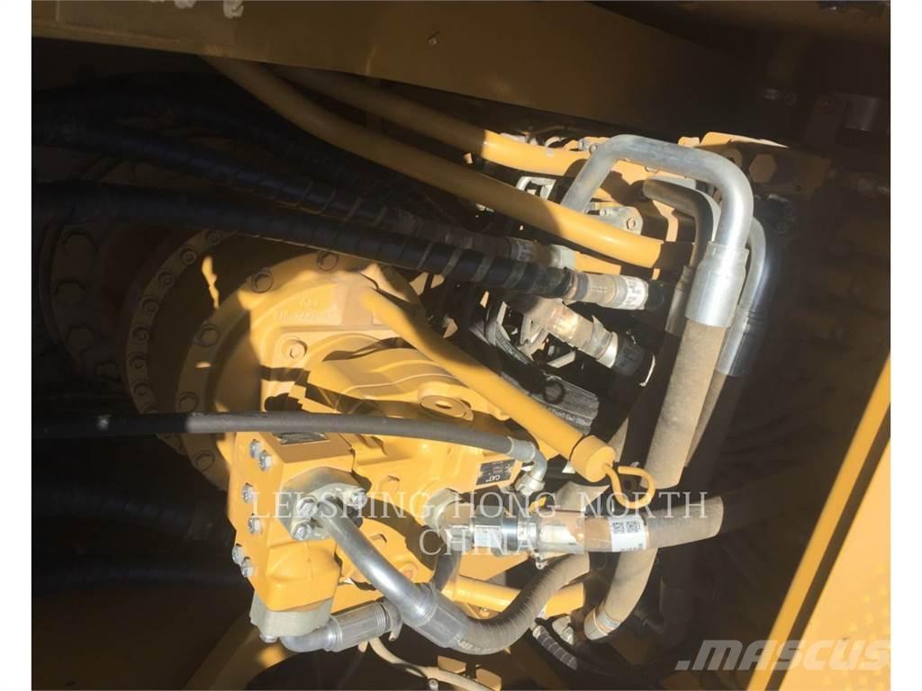 CAT 330D2L Crawler excavators