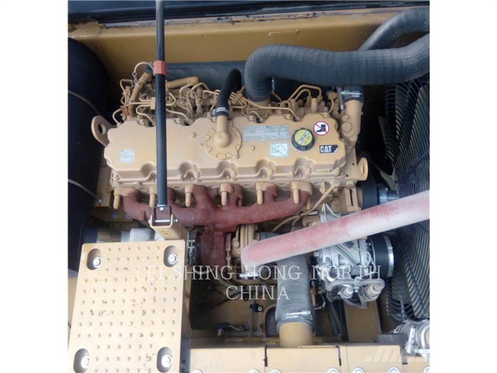 CAT 330D2L Crawler excavators