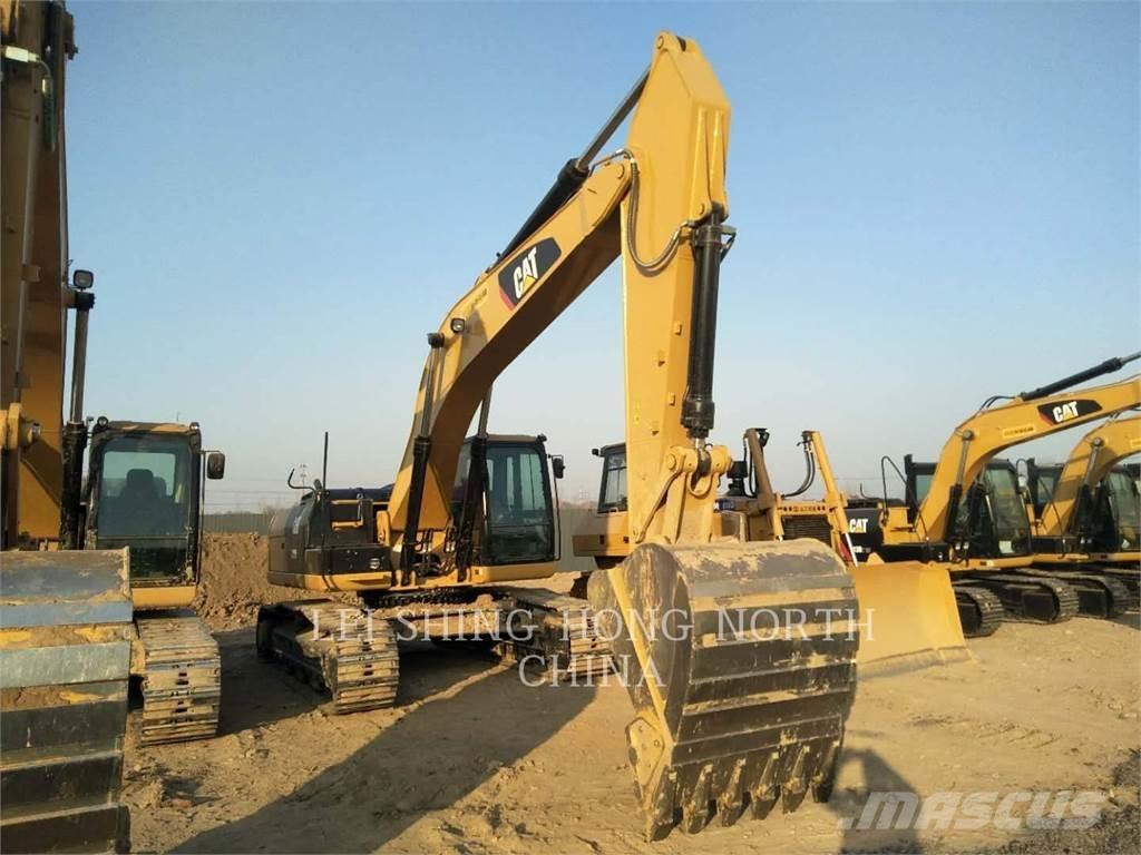 CAT 330D2L Crawler excavators