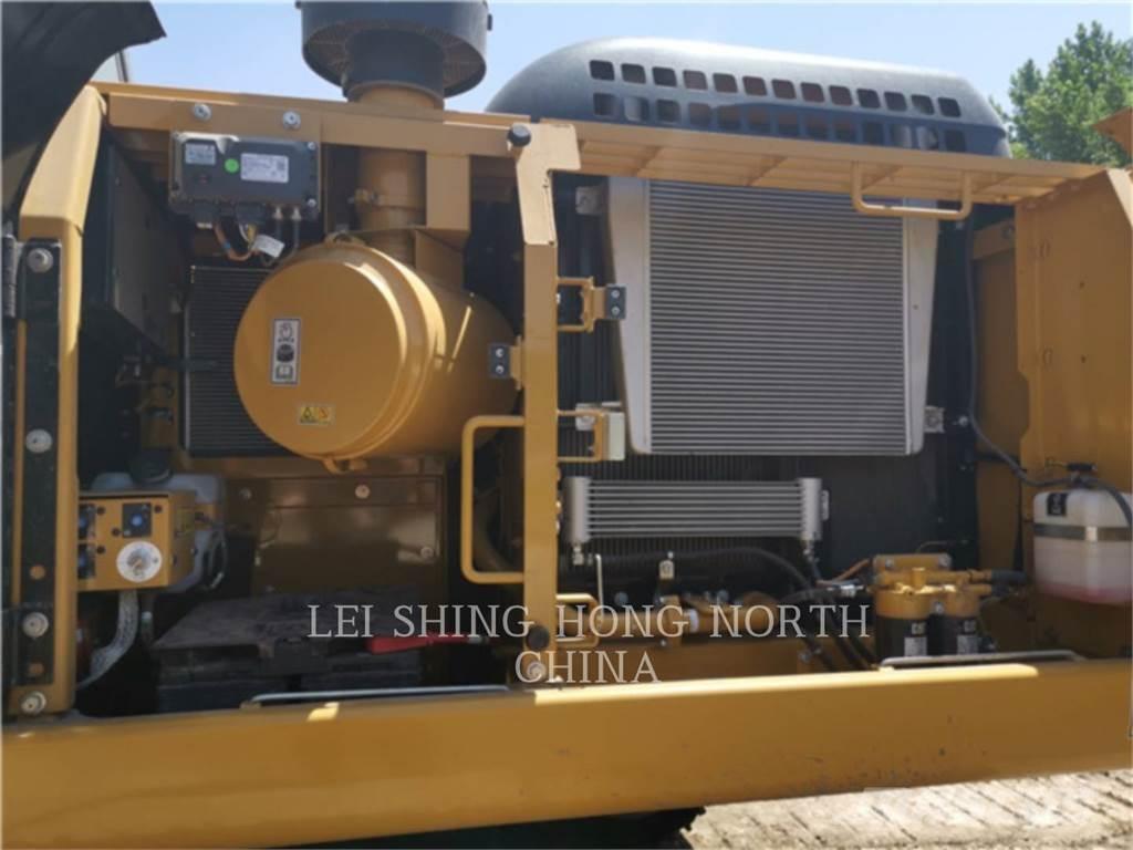 CAT 330D2L Crawler excavators