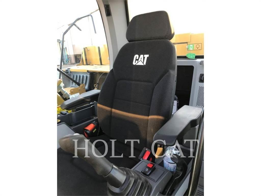 CAT 330GC Crawler excavators
