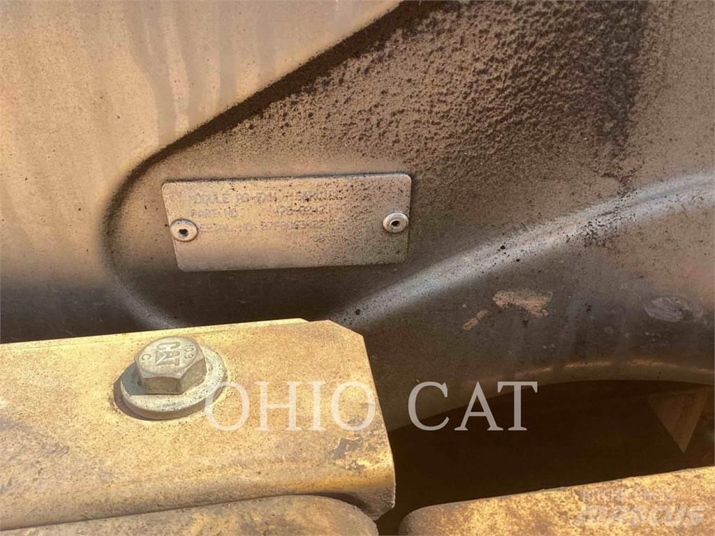 CAT 335FL Crawler excavators