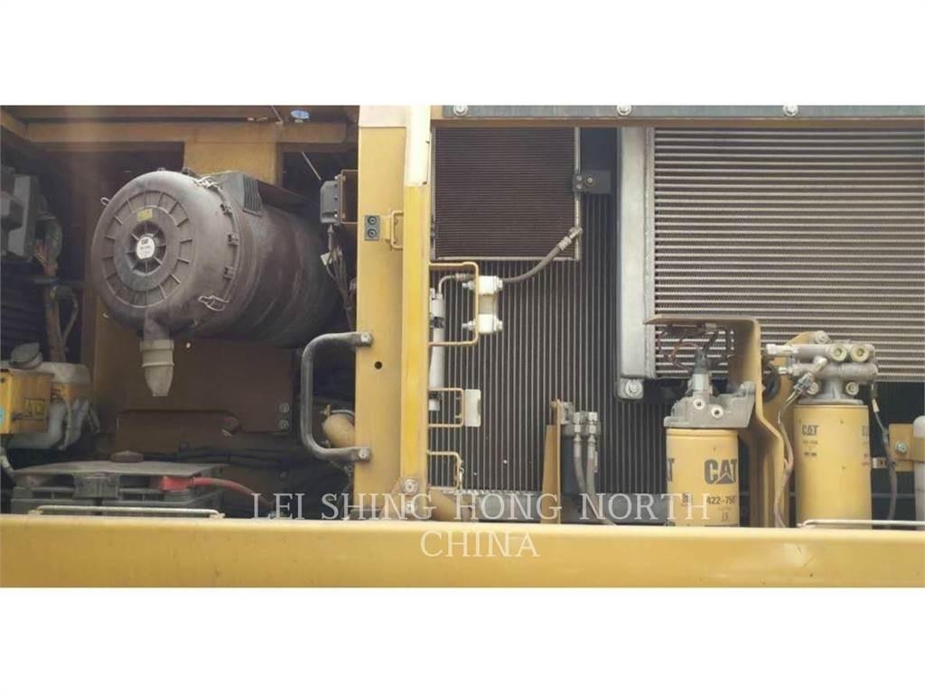 CAT 336D2 Crawler excavators