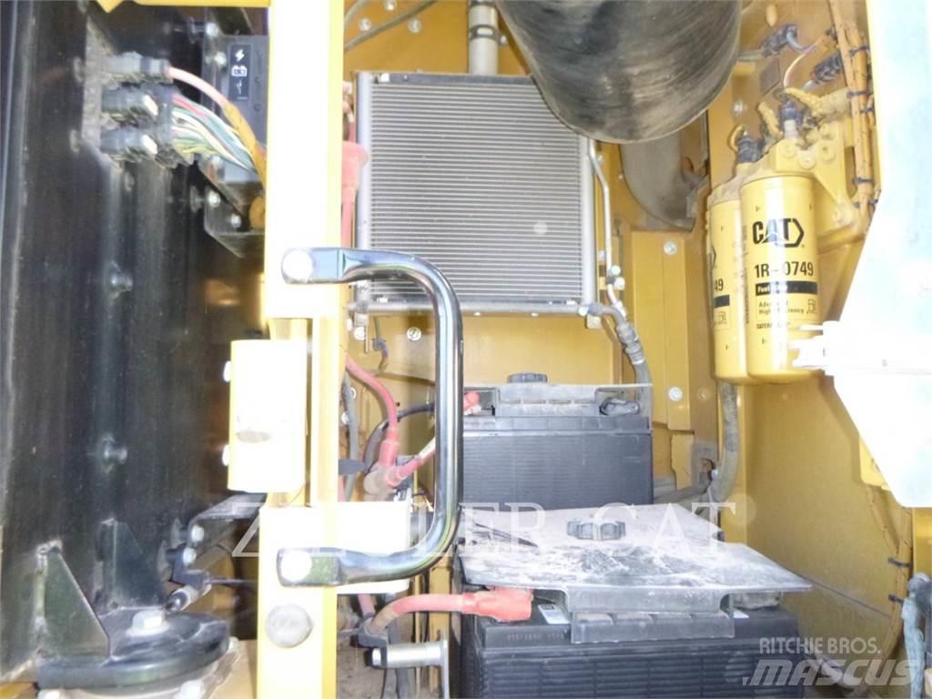CAT 336EL Crawler excavators