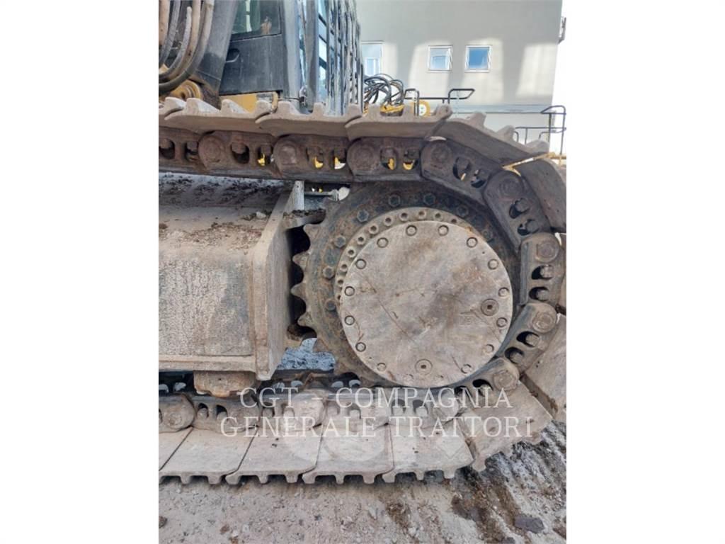 CAT 336F Crawler excavators