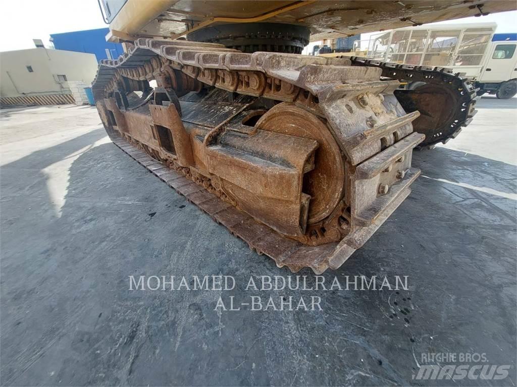 CAT 340D Crawler excavators