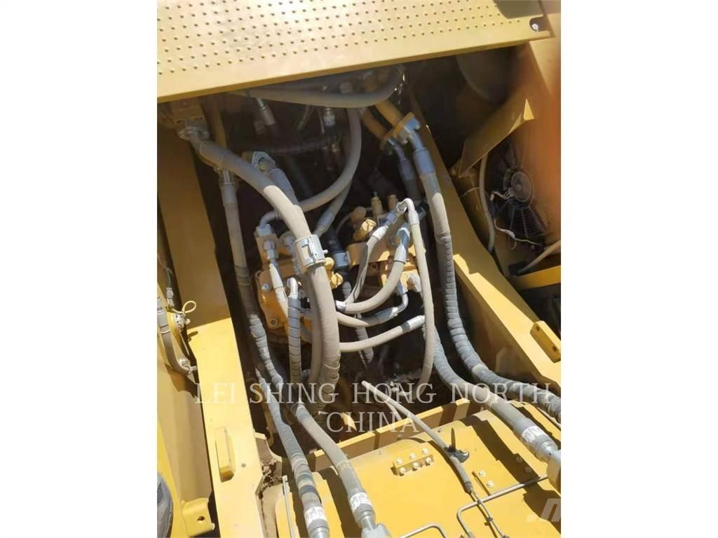 CAT 349D2L Crawler excavators