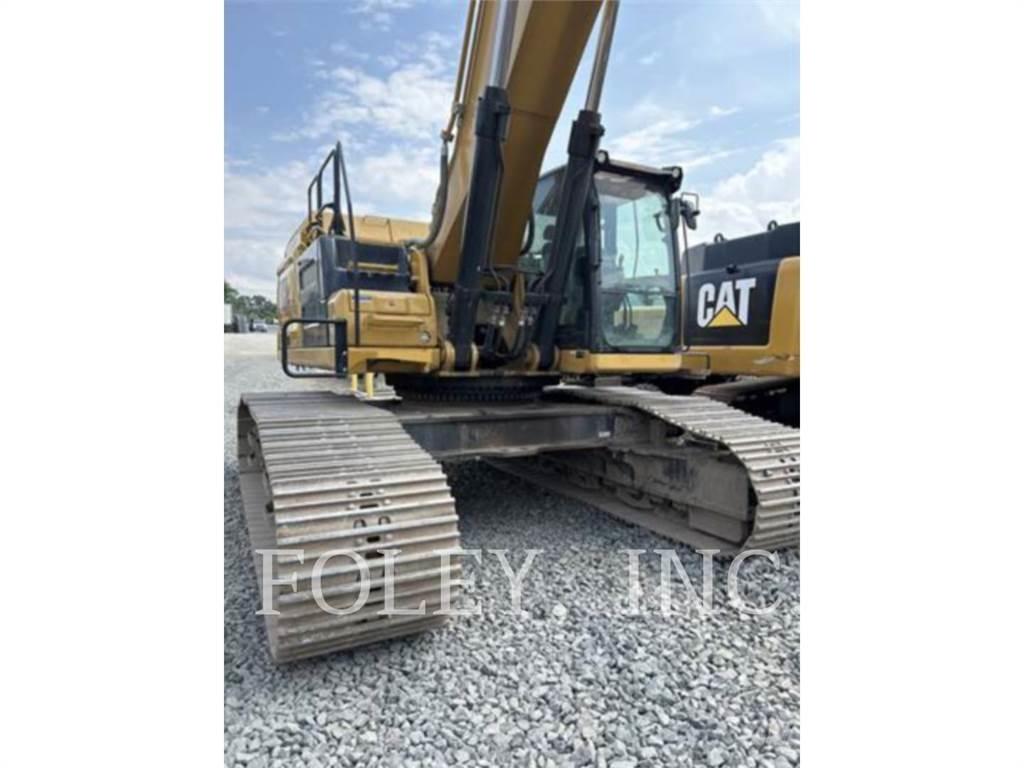 CAT 352-07LRE Crawler excavators