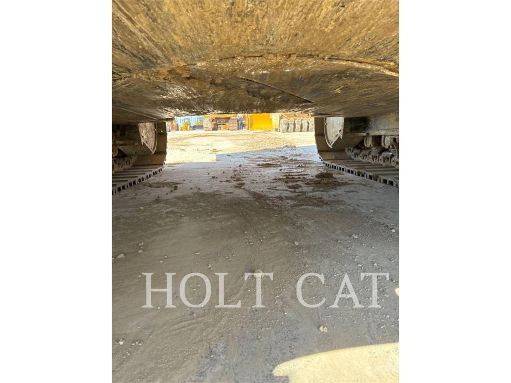 CAT 352 12 TC Crawler excavators