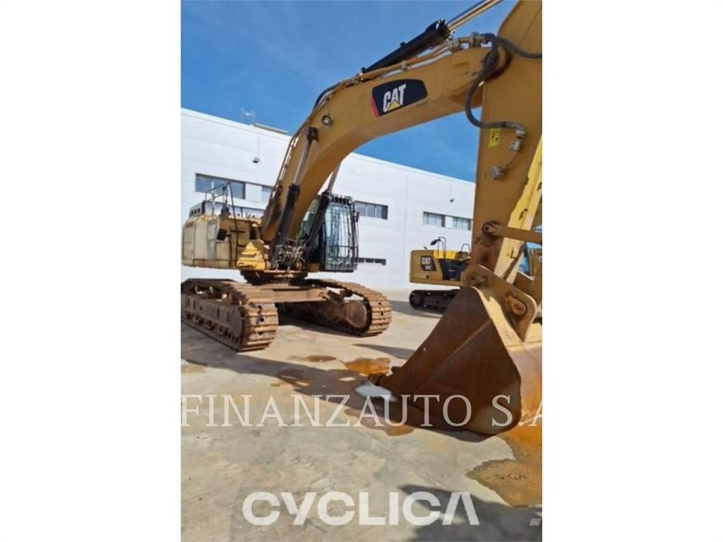 CAT 352FL Crawler excavators