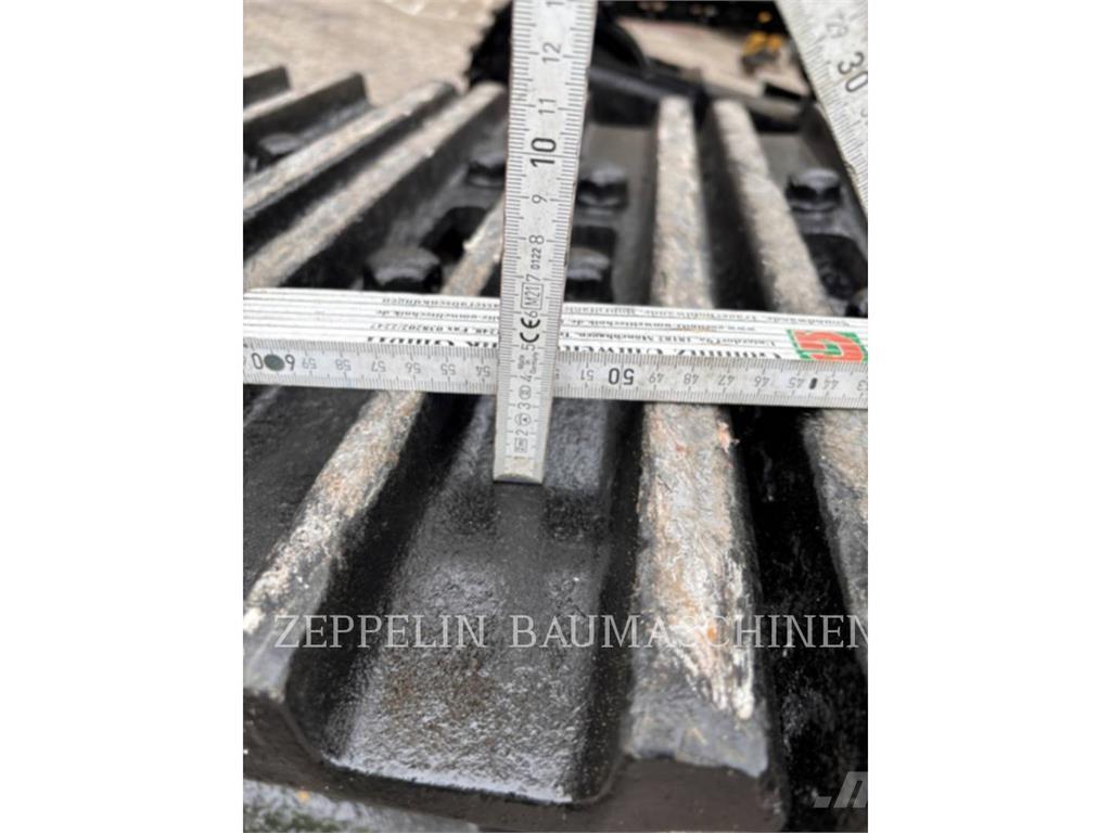 CAT 352FL Crawler excavators