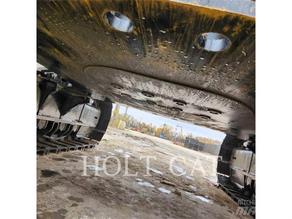 CAT 374 Crawler excavators