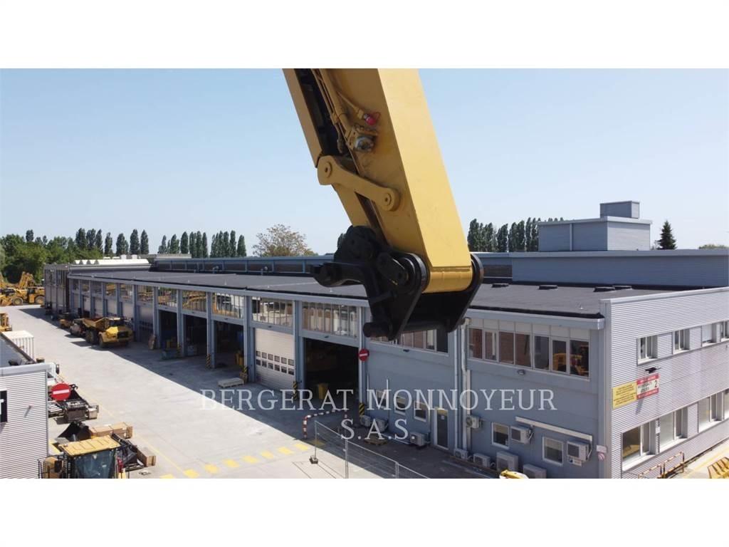 CAT 385C UHD Demolition excavators