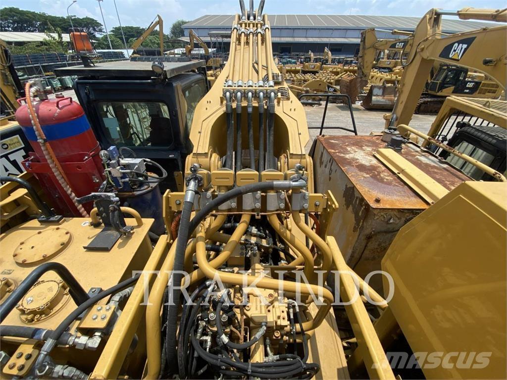 CAT 395-07 Crawler excavators