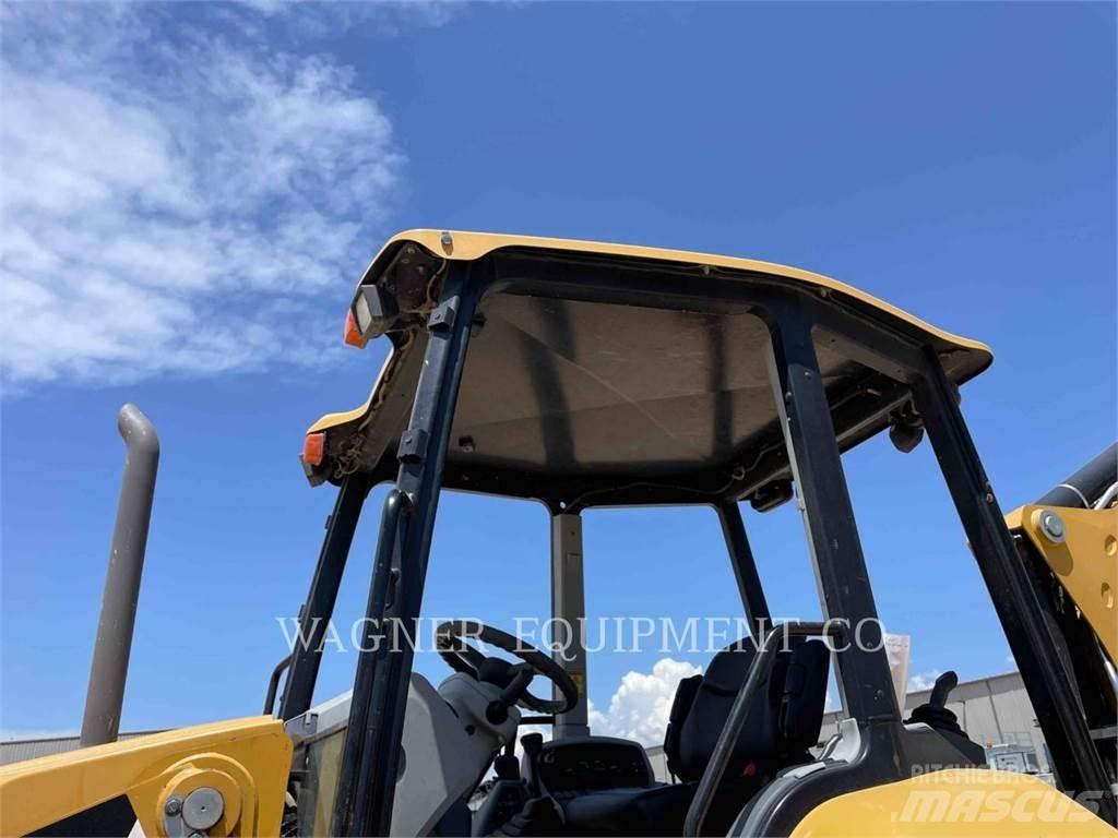 CAT 415F2 4WD Backhoe