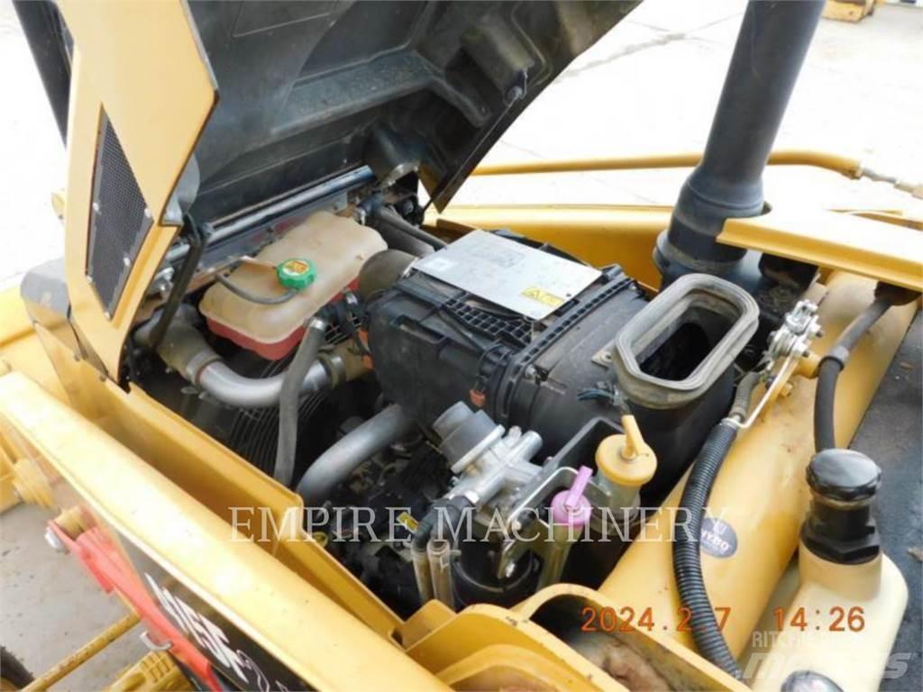 CAT 415F2 IL Wheel loaders