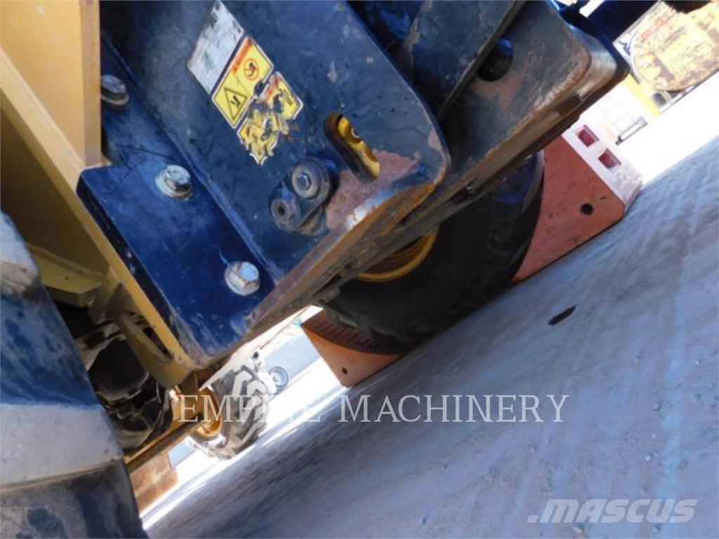 CAT 415F2 IL Wheel loaders