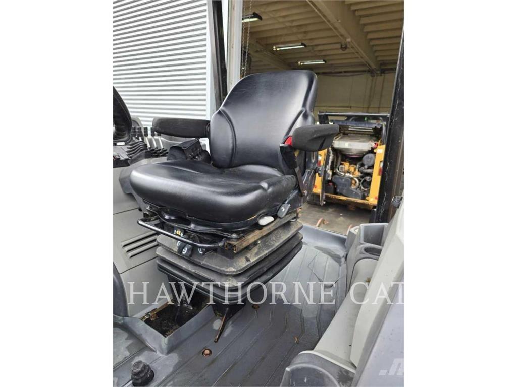CAT 415F2 IL Backhoe