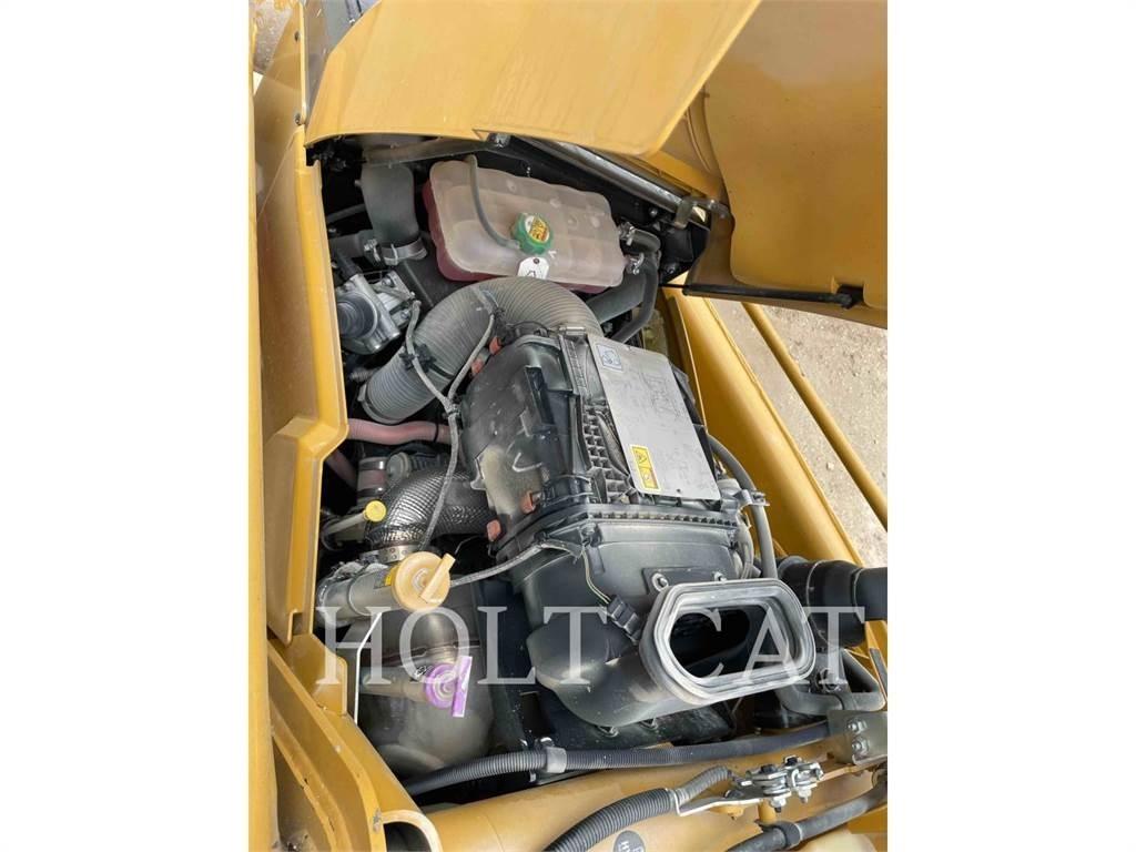 CAT 416 4SX Backhoe