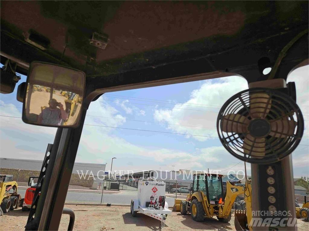 CAT 416F2ST Backhoe
