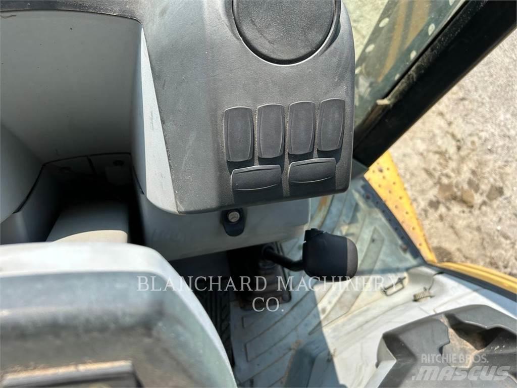 CAT 416FST Backhoe