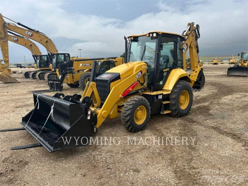 CAT 420 Backhoe