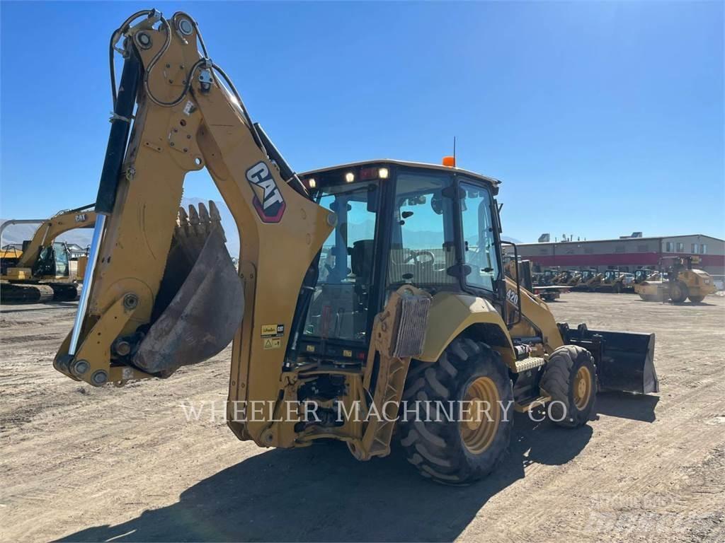 CAT 420 Backhoe