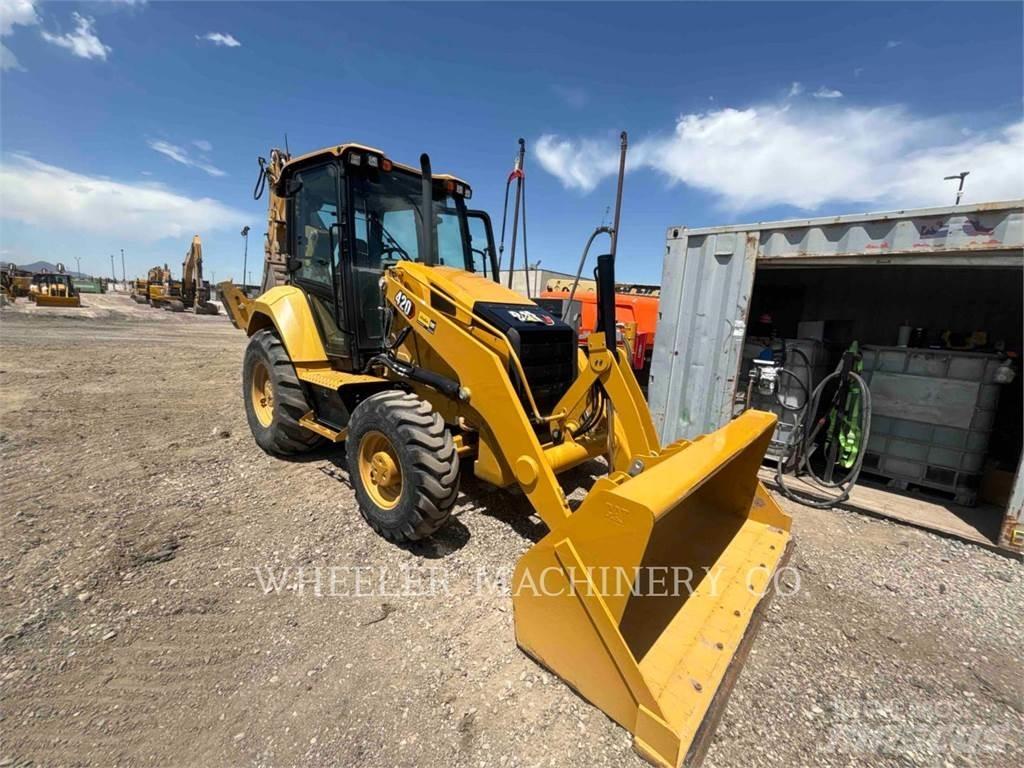 CAT 420 Backhoe