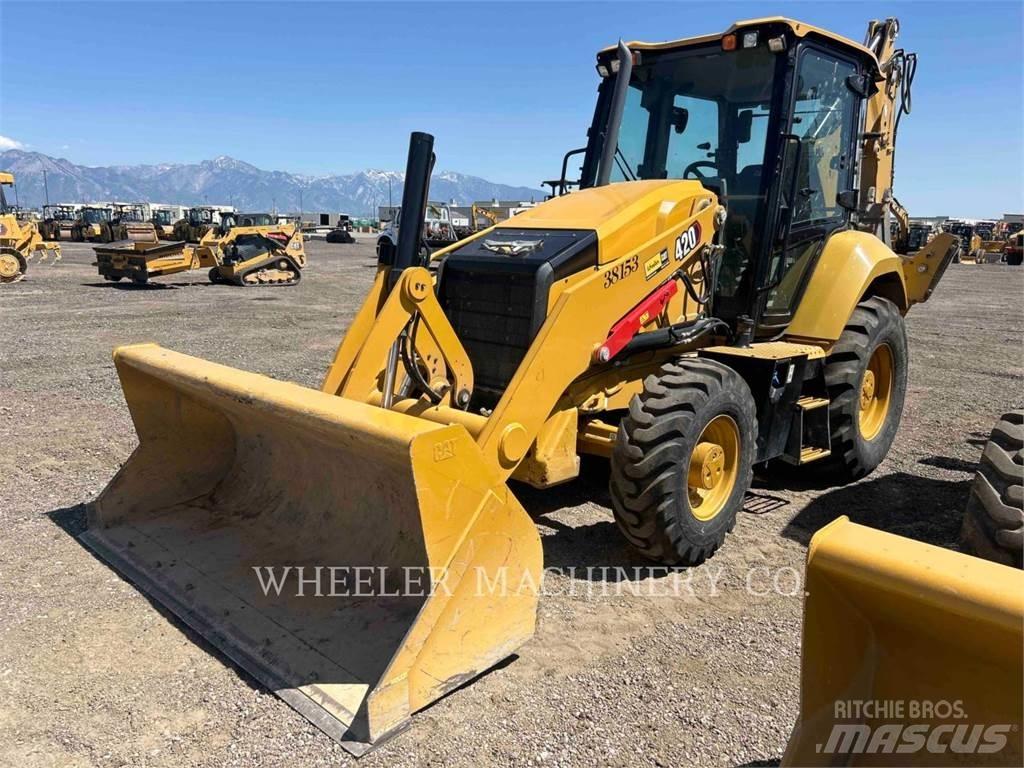 CAT 420 Backhoe