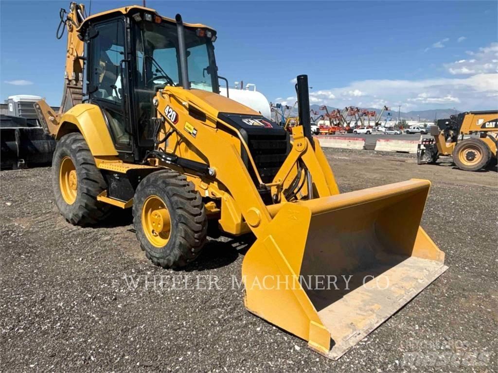 CAT 420 Backhoe