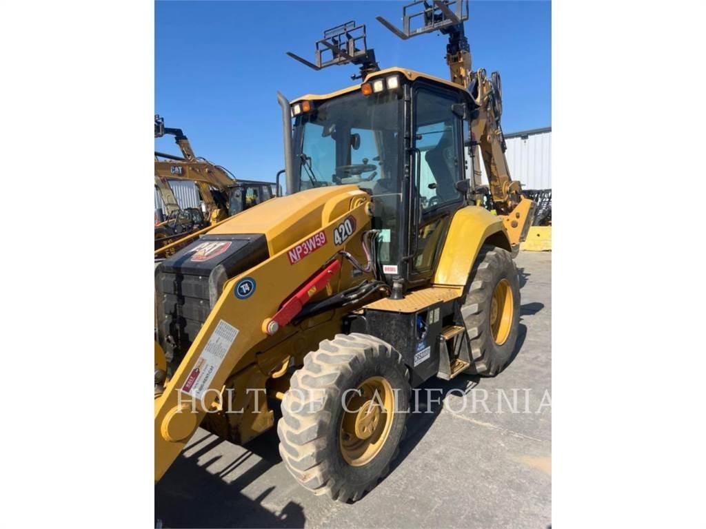 CAT 420 Backhoe