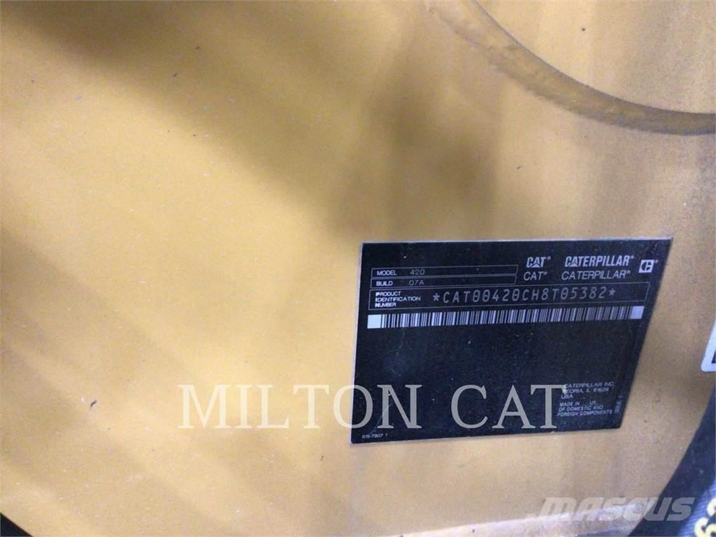 CAT 420 Backhoe