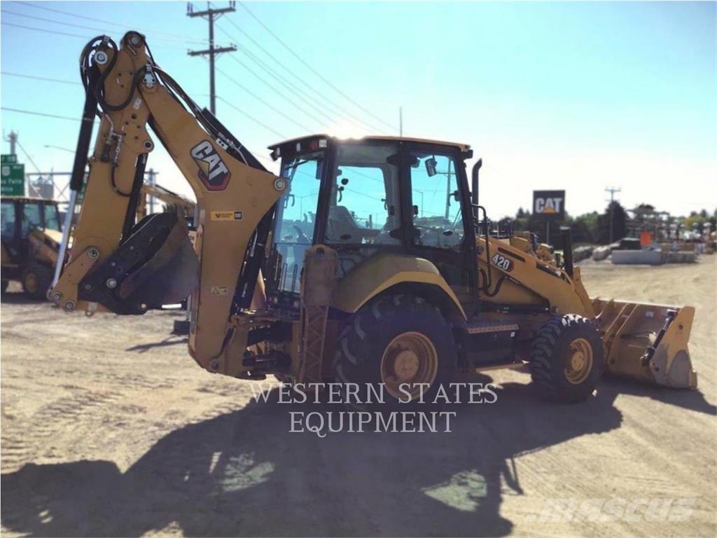 CAT 420 Backhoe