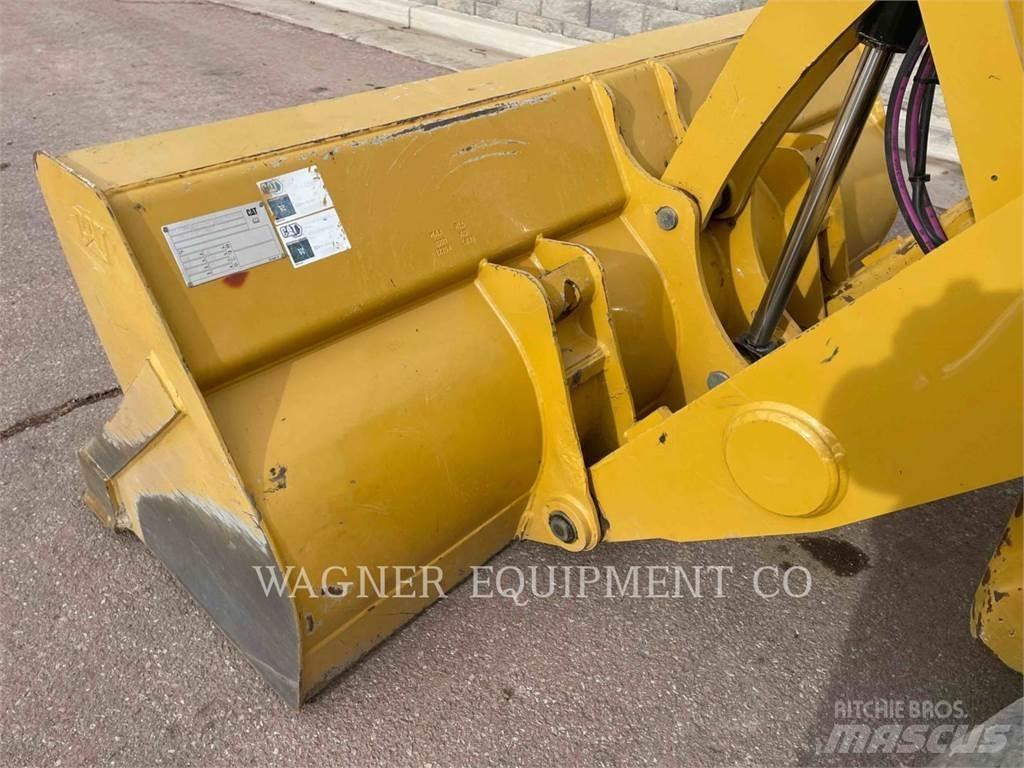 CAT 420 Backhoe