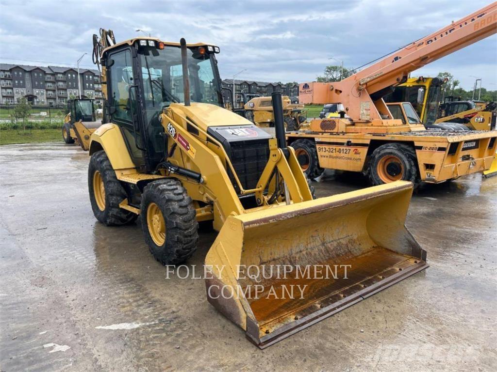 CAT 420-07 Backhoe