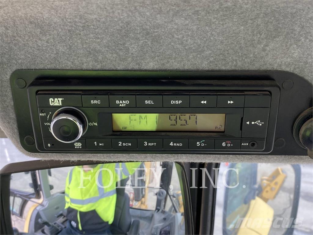 CAT 420-07XE Backhoe