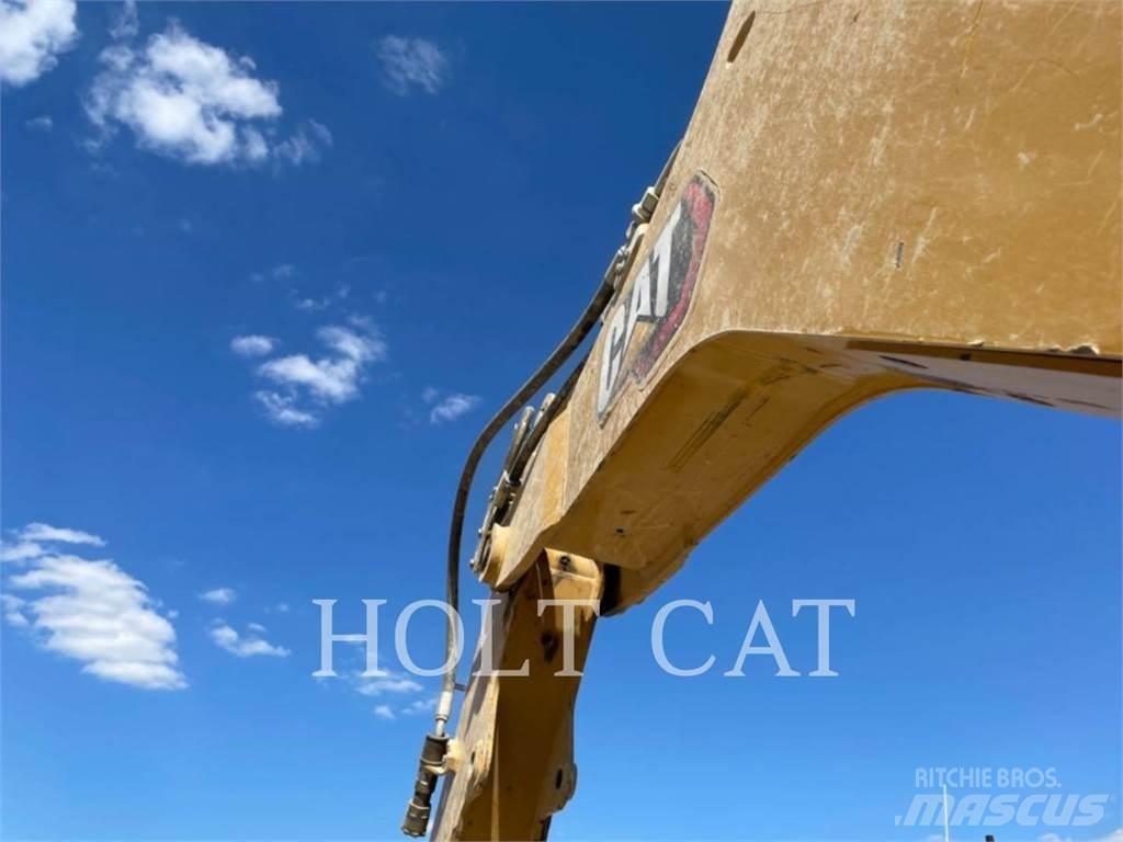 CAT 420 4SX Backhoe