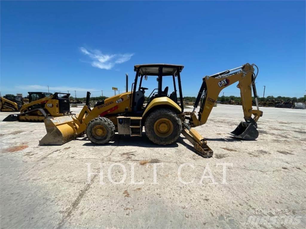 CAT 420 4SX Backhoe