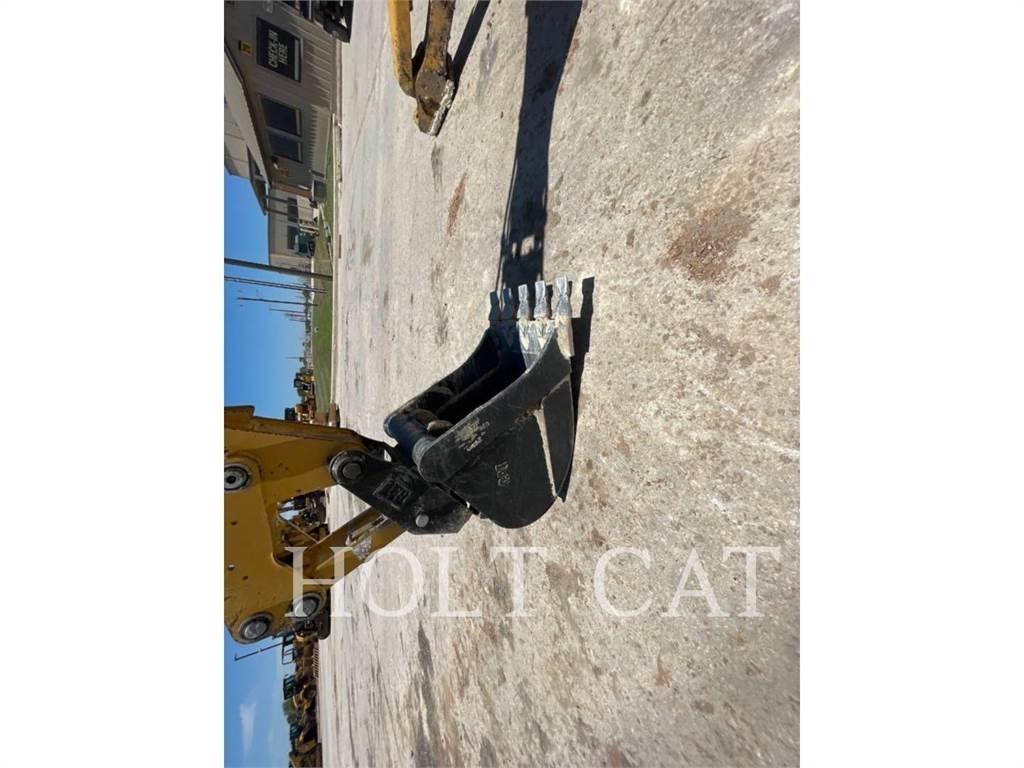 CAT 420 4SX Backhoe