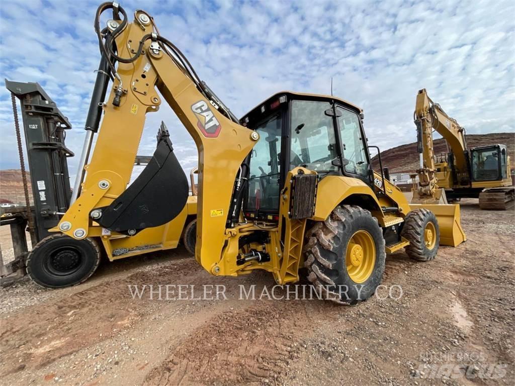 CAT 420 CF Backhoe
