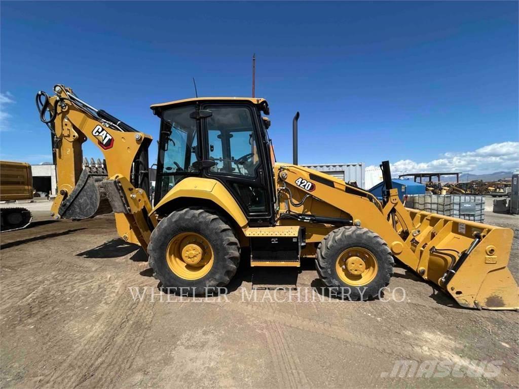 CAT 420 CF Backhoe