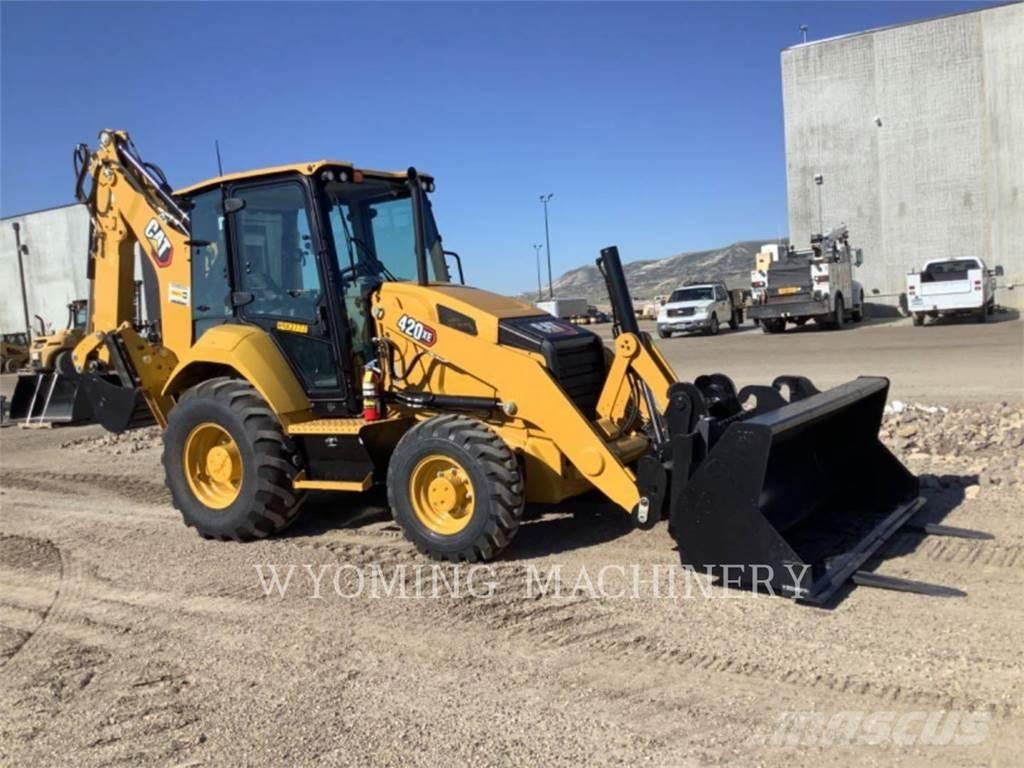 CAT 420 XE Backhoe