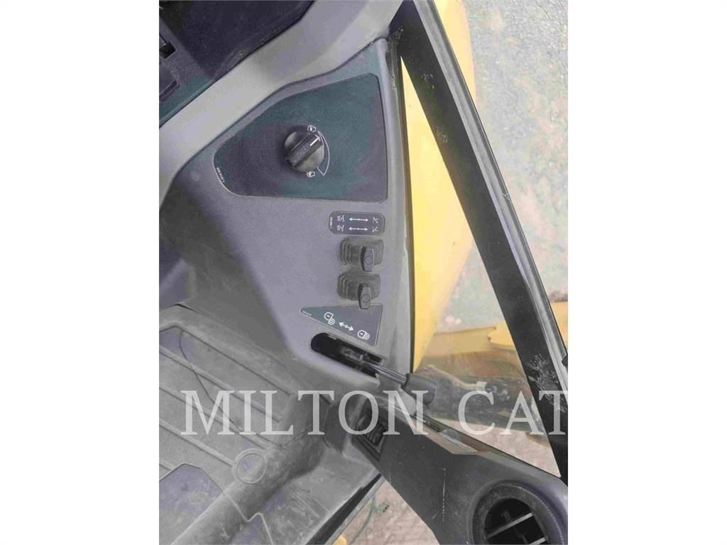 CAT 420 XE Backhoe