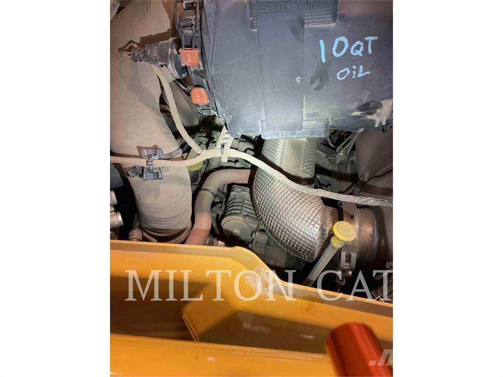 CAT 420 XE Backhoe