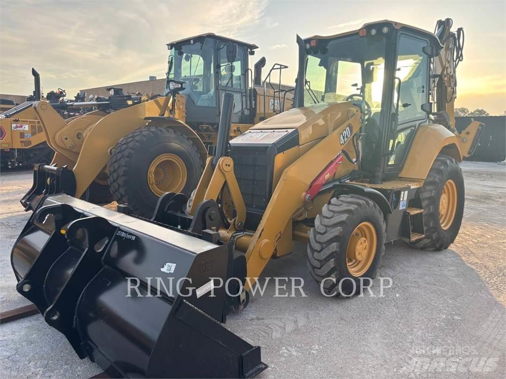 CAT 420CABHYTH Backhoe